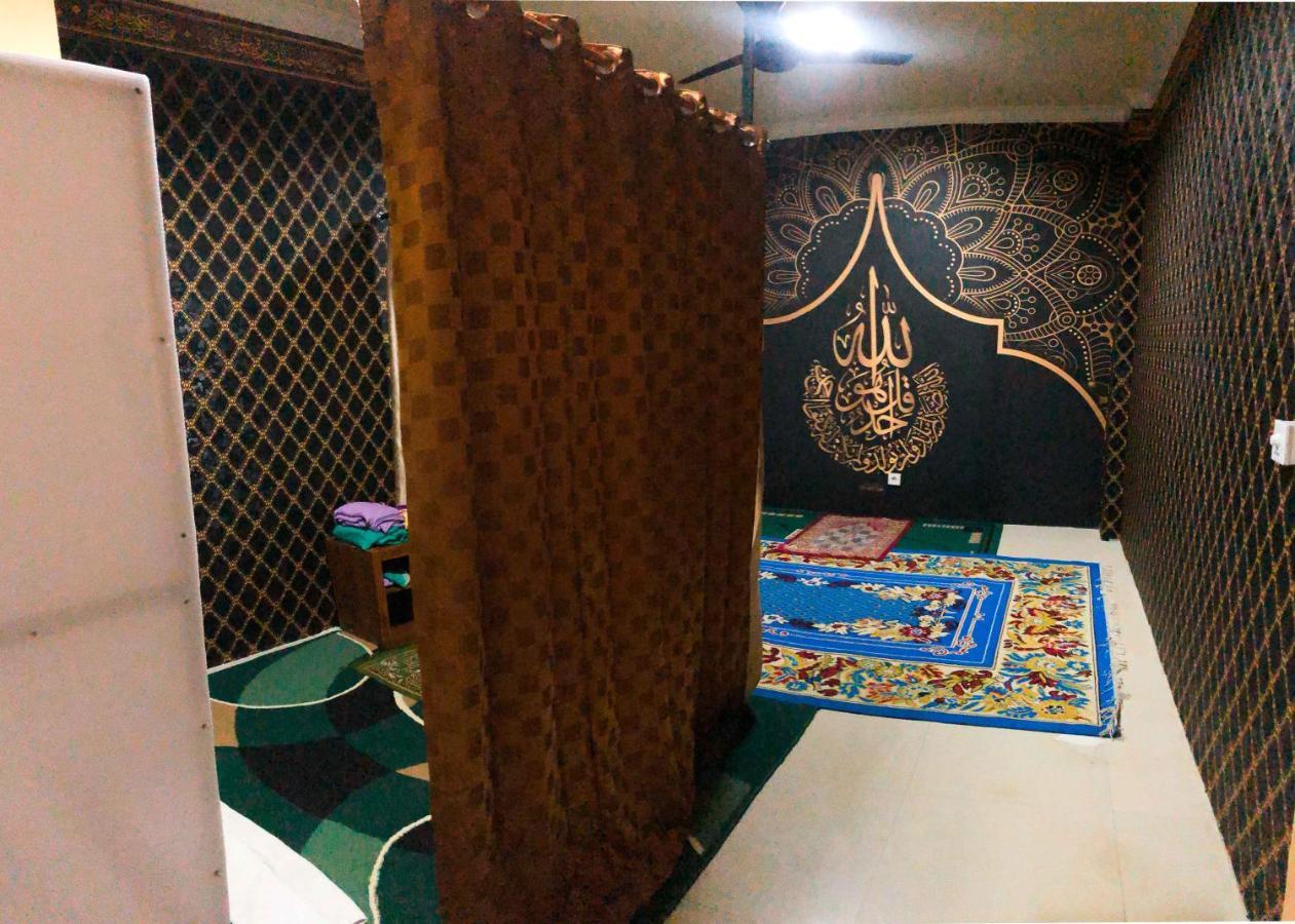 Grand Madani Hotel Mataram Extérieur photo